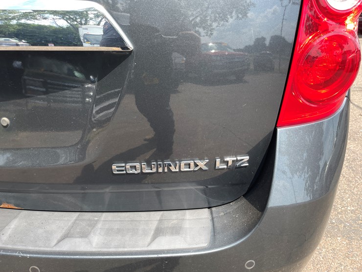 2010-chevrolet-equinox-image-18