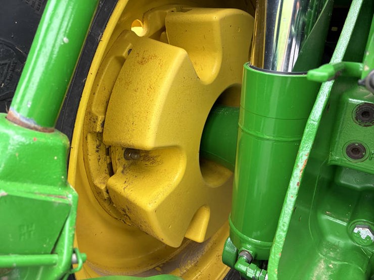 2009-john-deere-8430-image-50