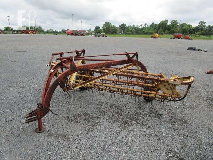 new-holland-256-image-1