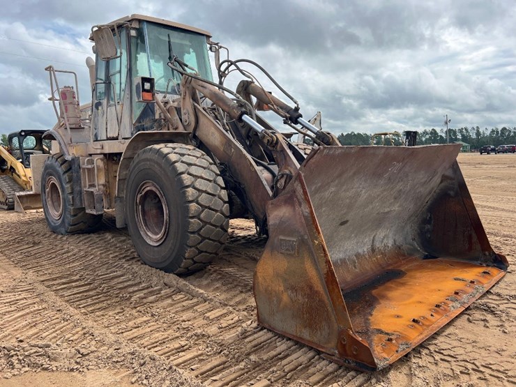 caterpillar-it62h-image-3
