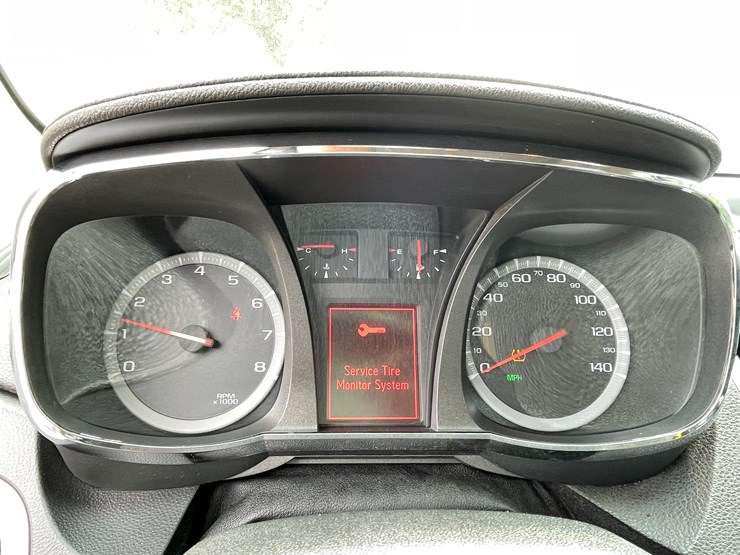 2015-gmc-terrain-slt-image-63