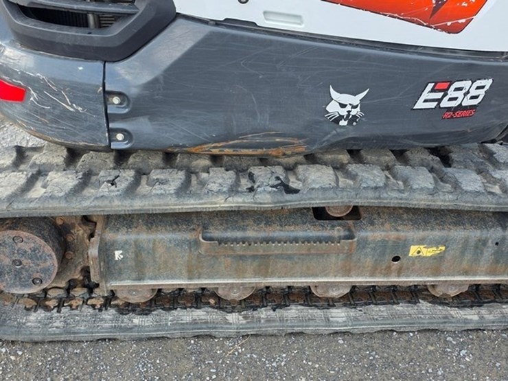 2022-bobcat-e88-image-28