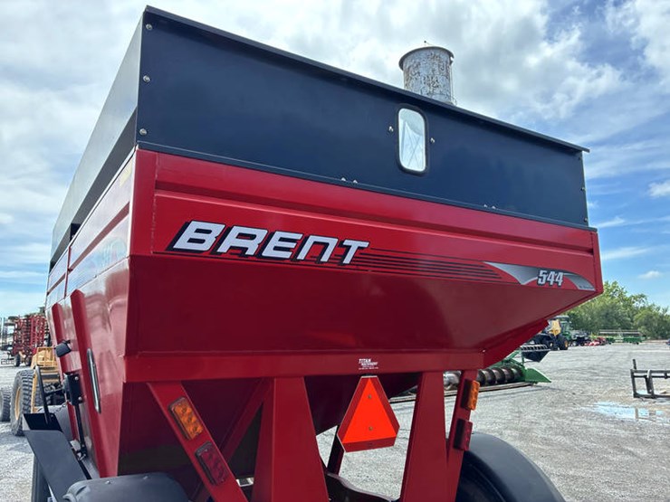 2011-brent-544-image-6