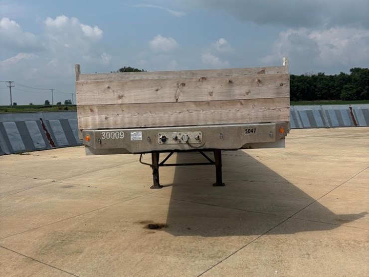 2008-benson-flatbed-image-2