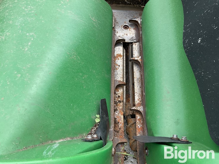 2005-john-deere-893-image-14