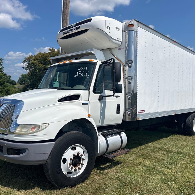 2014 INTERNATIONAL DURASTAR 4400