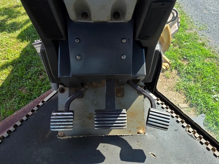 2009-caterpillar-140m-vhp-image-73