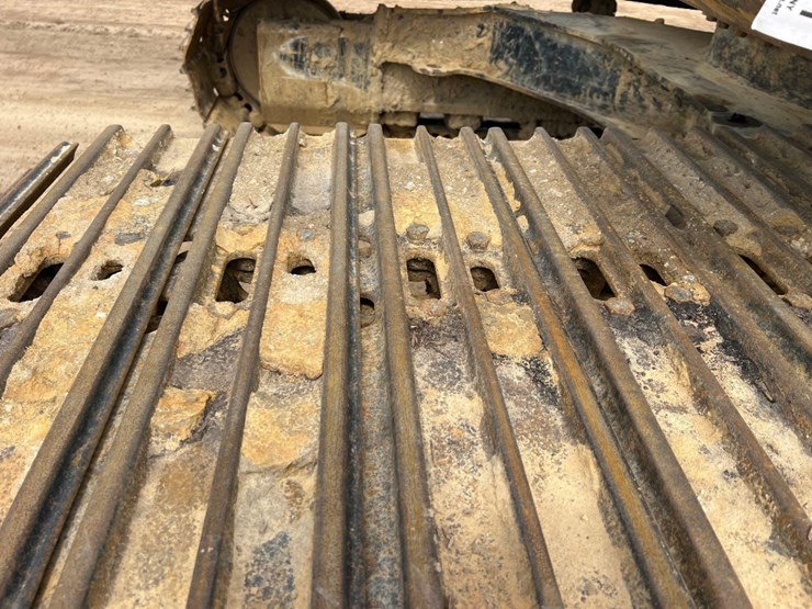 caterpillar-320gc-image-35
