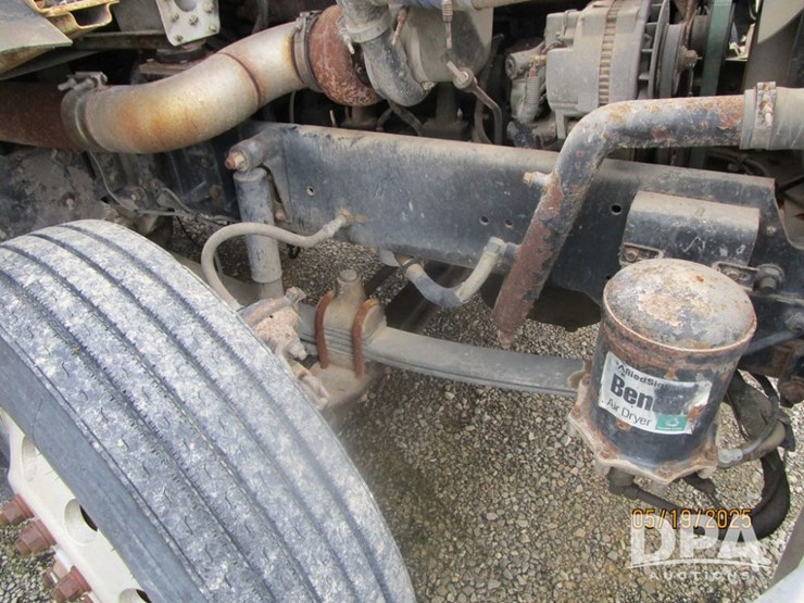 1996-cummins-m11-image-12