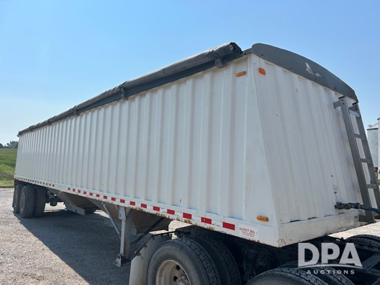 2009-jet-grain-trailer-image-2