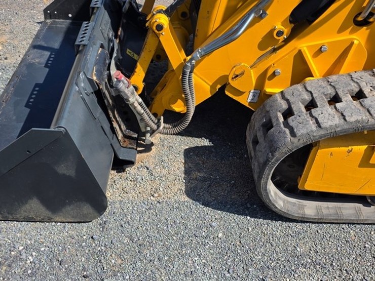 2021-jcb-1cxt-image-9