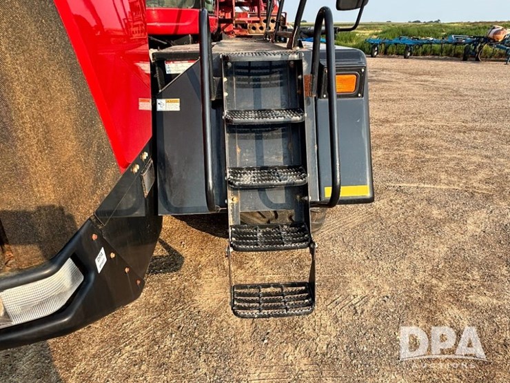 case-ih-titan-4530-image-24