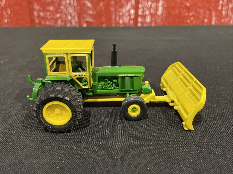 john-deere-4520-image-6