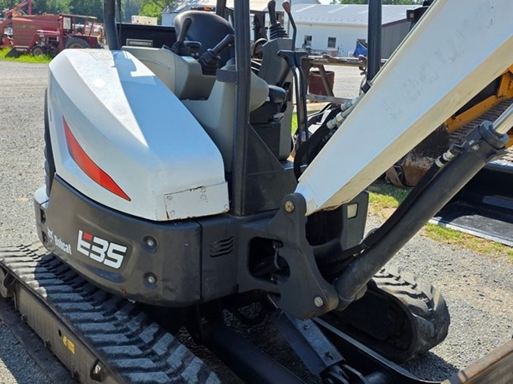 2020-bobcat-e35i-image-29