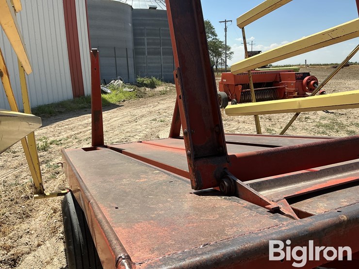 new-holland-1002-image-14