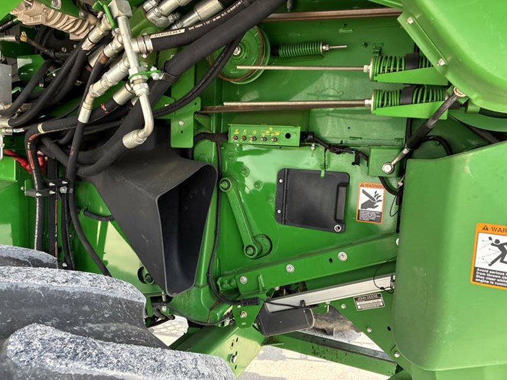 2017-john-deere-s680-image-67