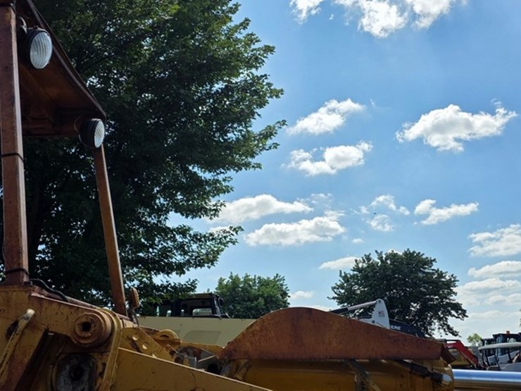 1989-caterpillar-953-image-12