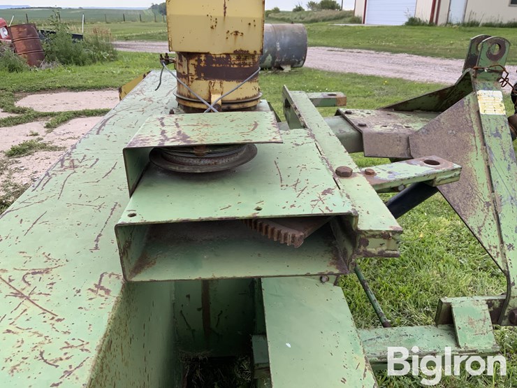 john-deere-270-image-18