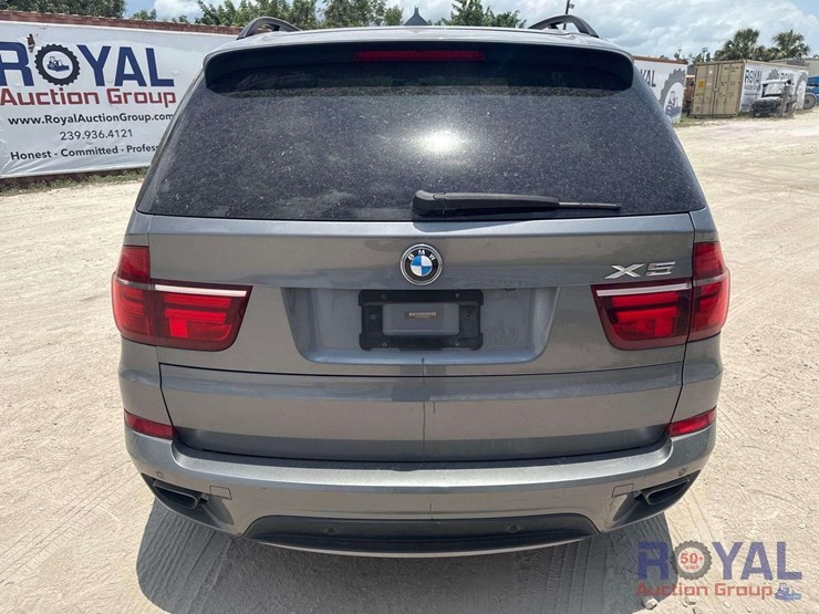 2013-bmw-x5-image-22