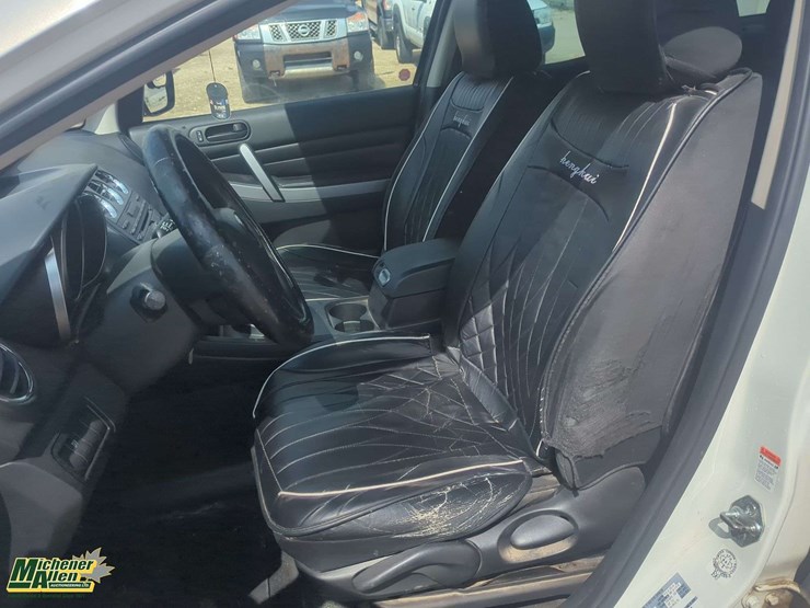 2010-mazda-cx7-image-10