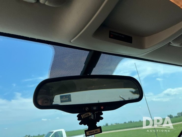 2012-chevrolet-silverado-image-64