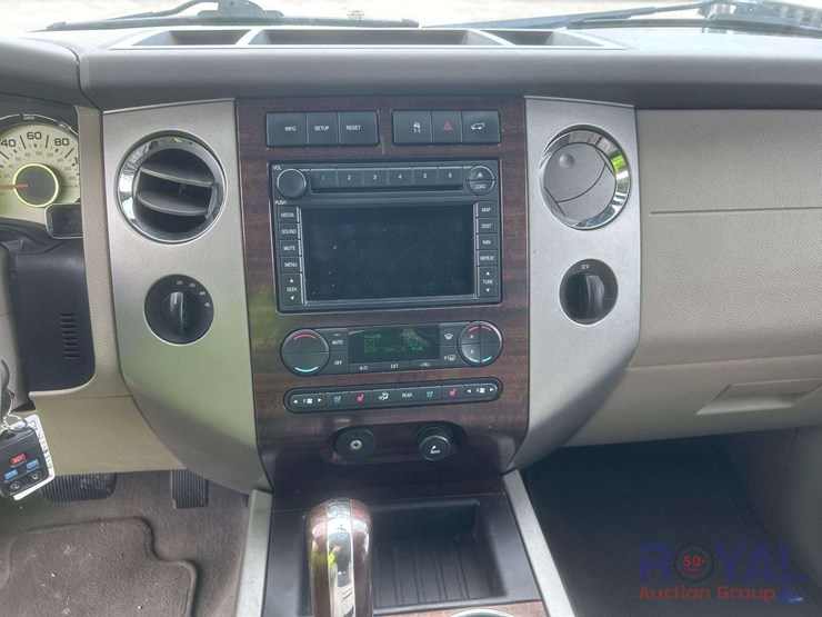 2007-ford-expedition-image-15