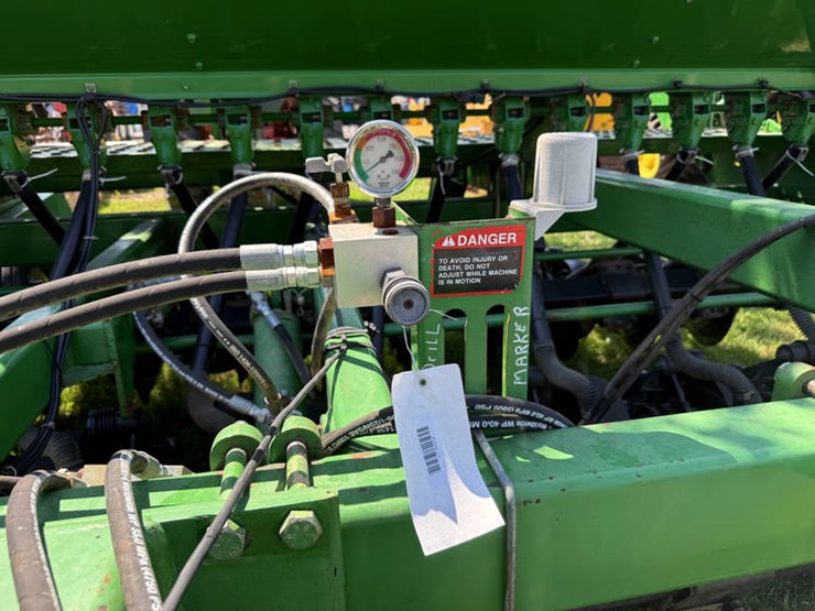 john-deere-1560-image-5