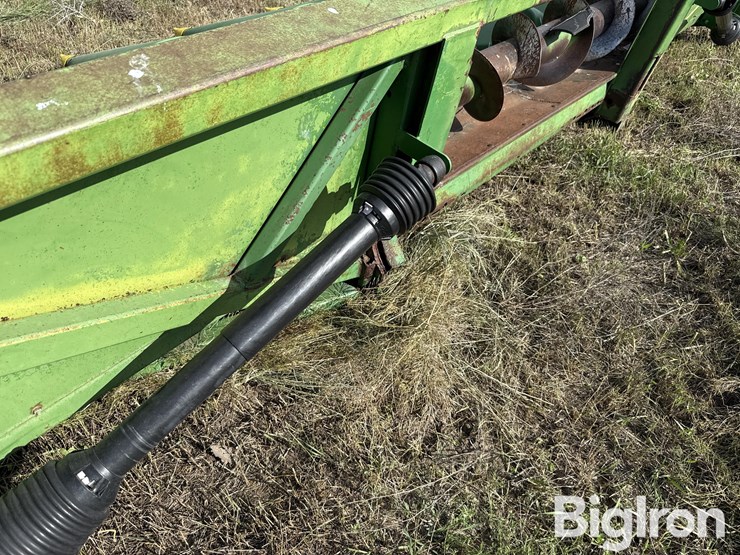 john-deere-843-image-11
