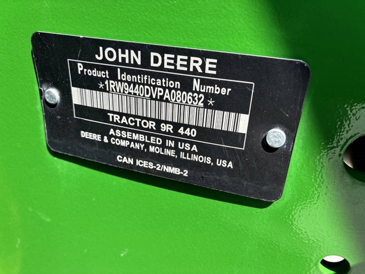 2023-john-deere-9r-440-image-2