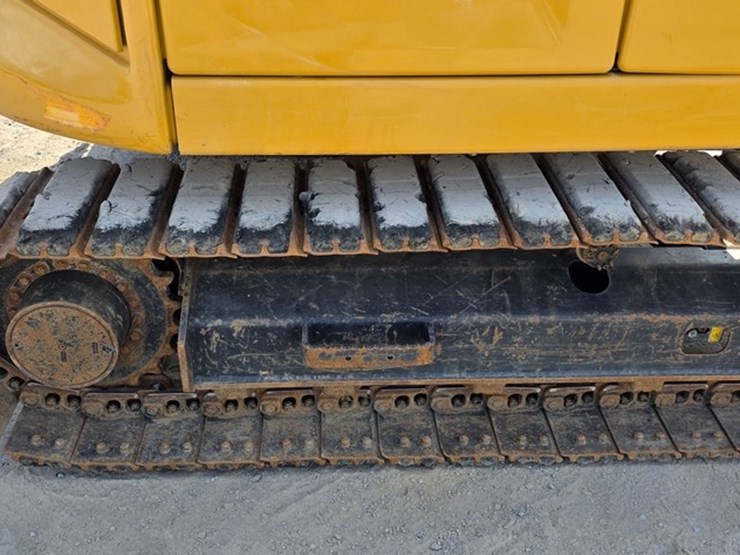 2023-caterpillar-310-image-29