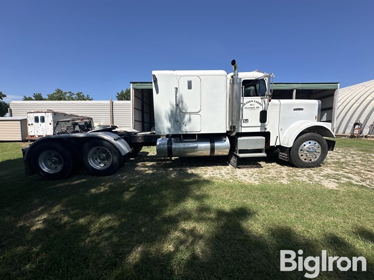 1987-freightliner-flc120-image-4