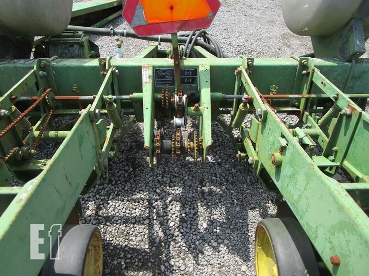john-deere-7000-image-4