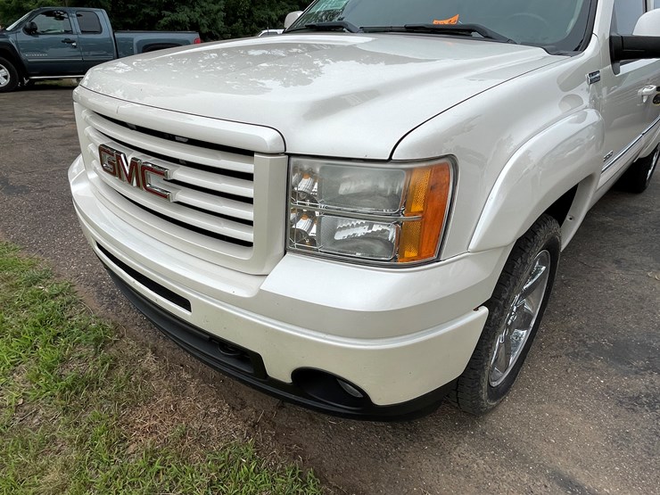 2012-gmc-1500-image-9