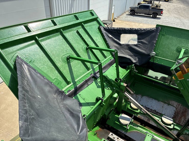 2015-john-deere-s680-image-99