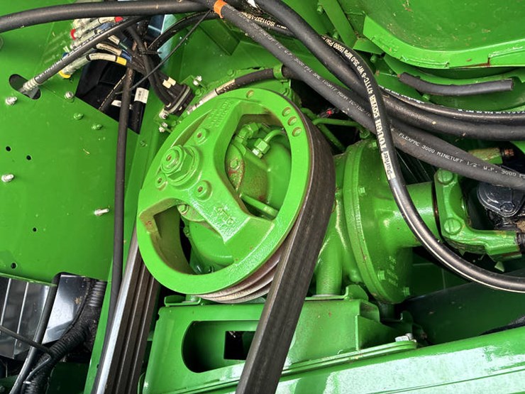 2016-john-deere-s680-image-56