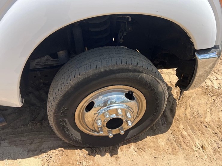 2016-ford-f350-image-12