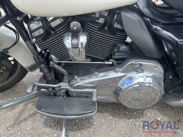 2019-harley-davidson-flhtp-police-electra-glide-motorcycle-image-11