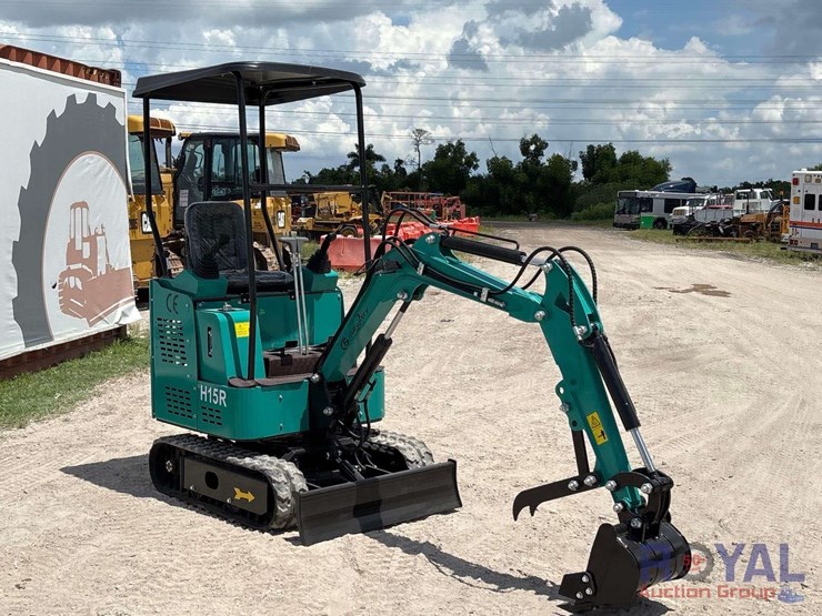 unused-2025-cfg-h15r-mini-excavator-image-2