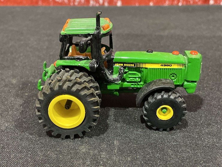 john-deere-64-image-7