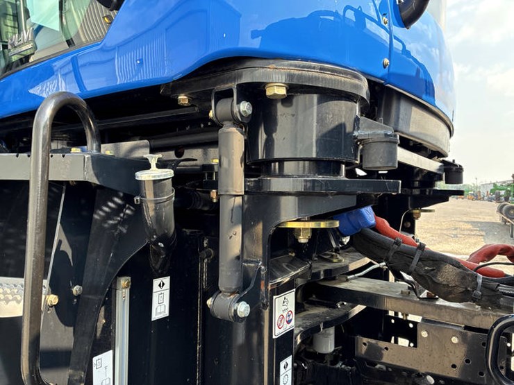 2021-new-holland-t9.565-image-39