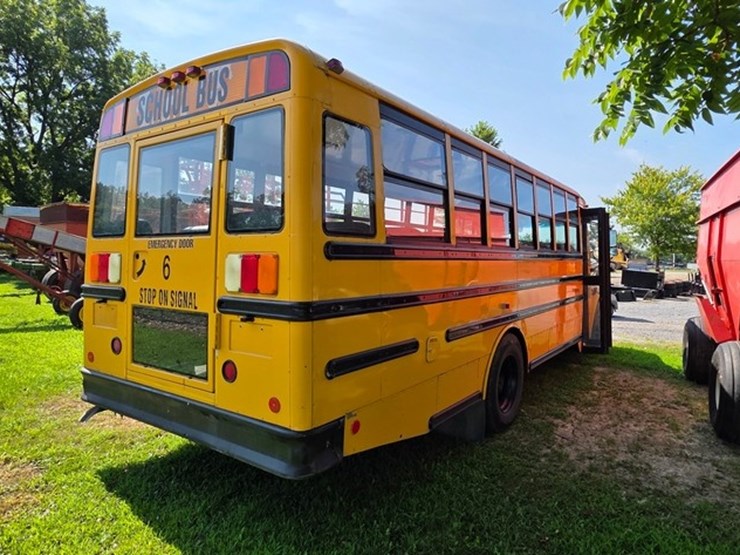 2007-freightliner-school-bus-(runs)-(title)-image-4