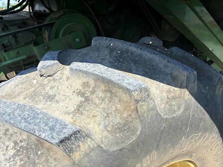 1981-john-deere-6620-image-33