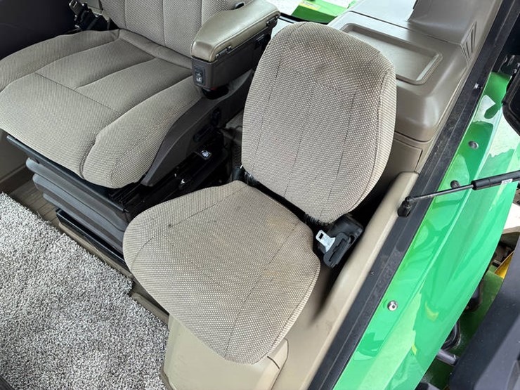 2021-john-deere-8rx-310-image-92