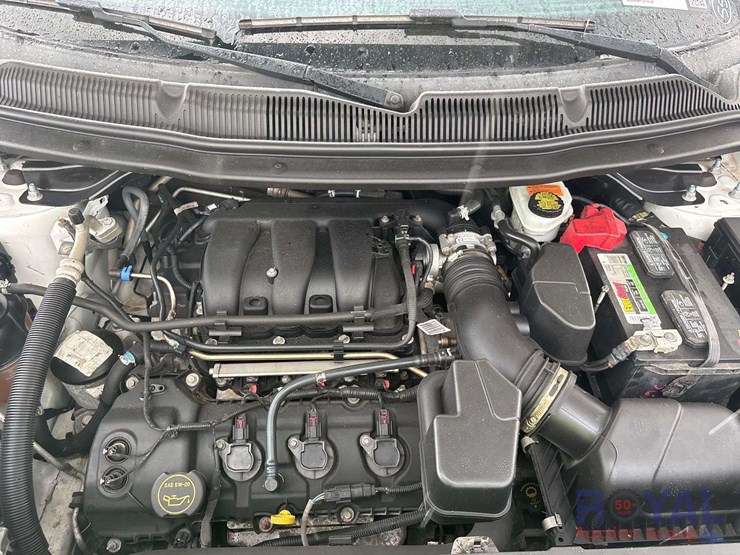 2016-ford-explorer-image-5