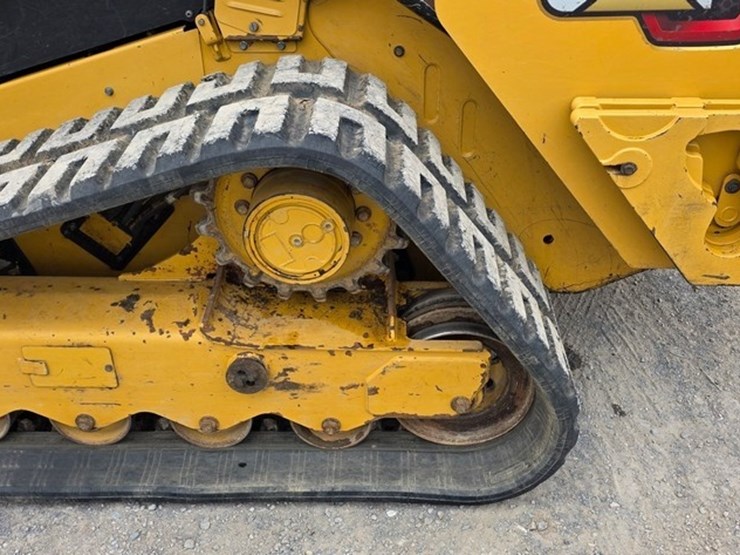 2020-caterpillar-299d3-xe-image-24
