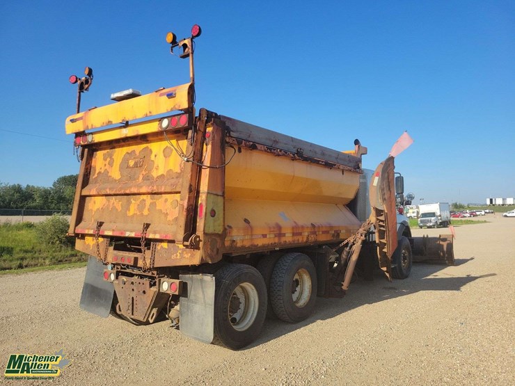 2009-international-workstar-7600-image-4
