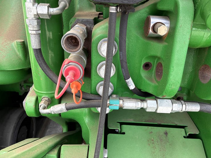 2018-john-deere-9620-image-29