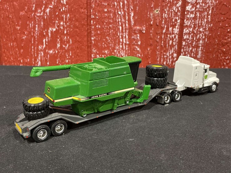 john-deere-64-image-6