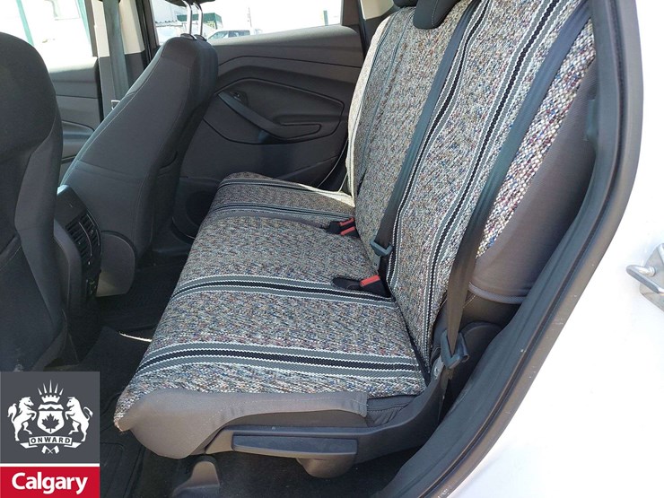 2016-ford-escape-se-image-12