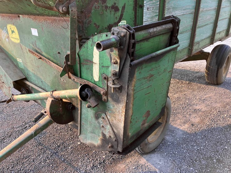 john-deere-122-image-8